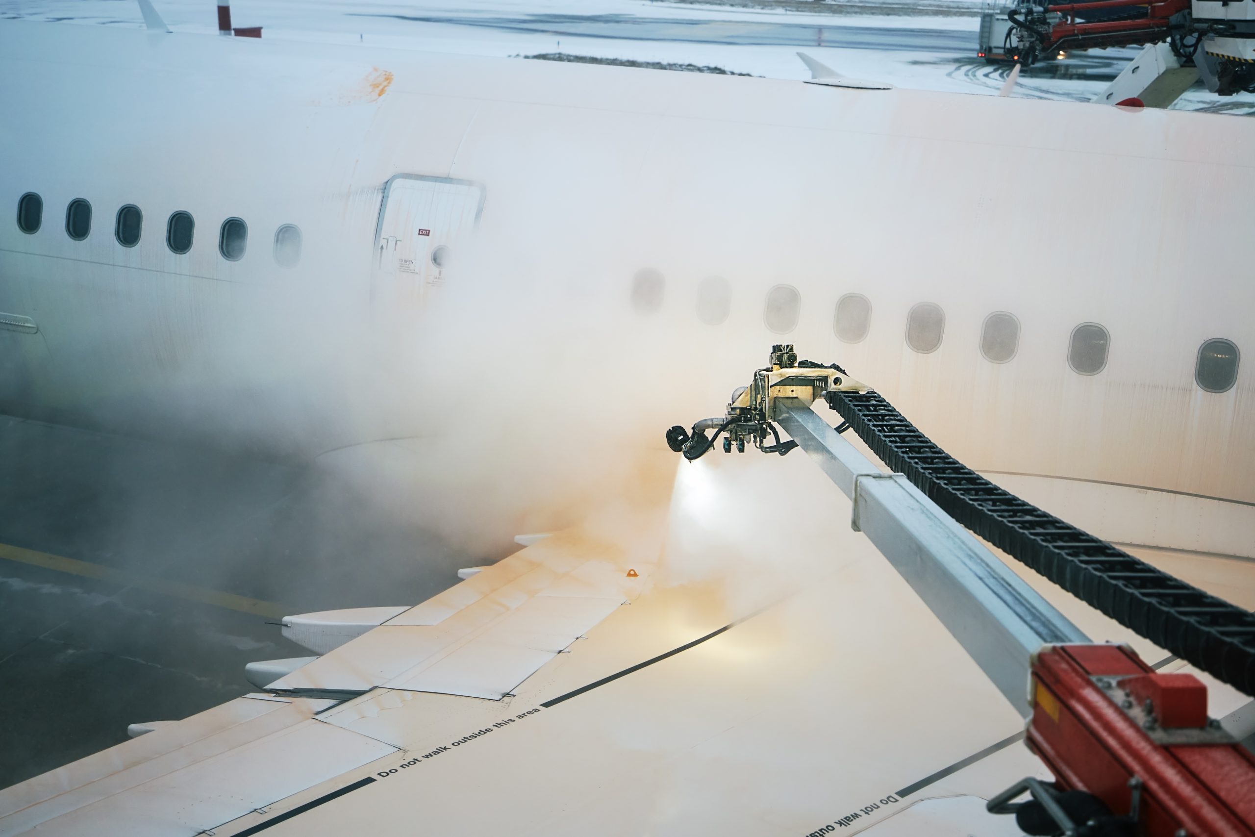 deicing of airplane at airport before take off 2026 03 18 17 45 58 utc scaled